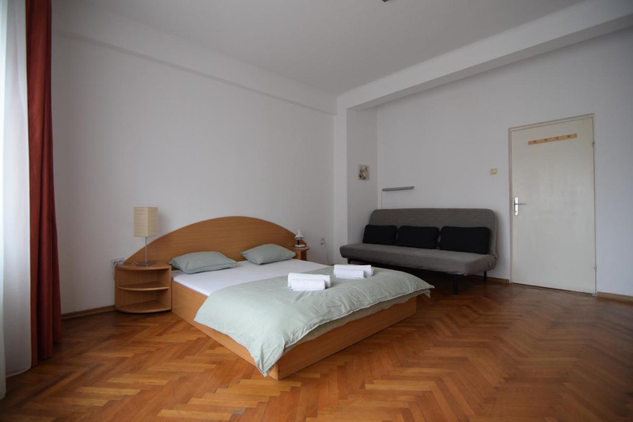 Resedinta Lui Calin - Downtown Park Cismigiu Apartamento Bucareste Exterior foto